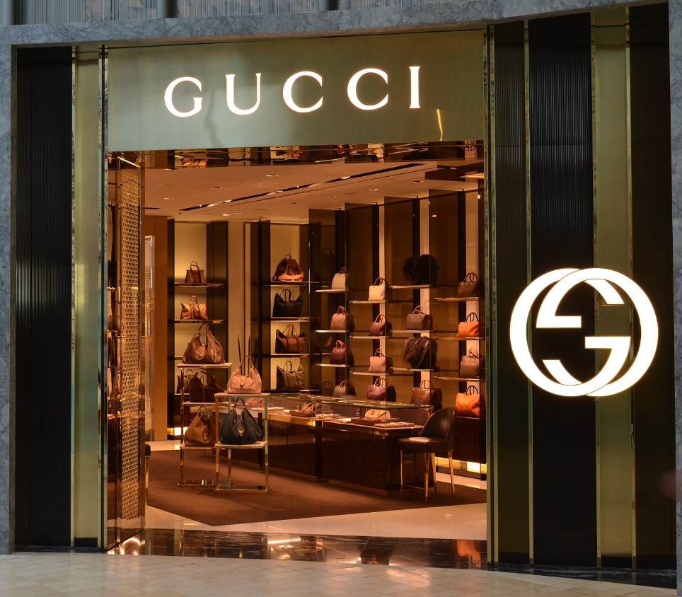 Scopri di più sull'articolo Hey bro! Sell su KERING?